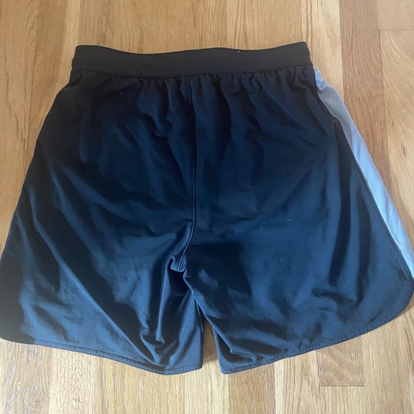 Women’s Under Armor Athletic Shorts - Picture 2 of 3